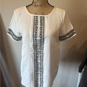 Sezane White hallo Blouse with Black Embroidery